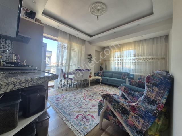 Çanakkale Merkez İsmetpaşa Mahallesi'nde Satılık 2+1 Eşyalı Daire