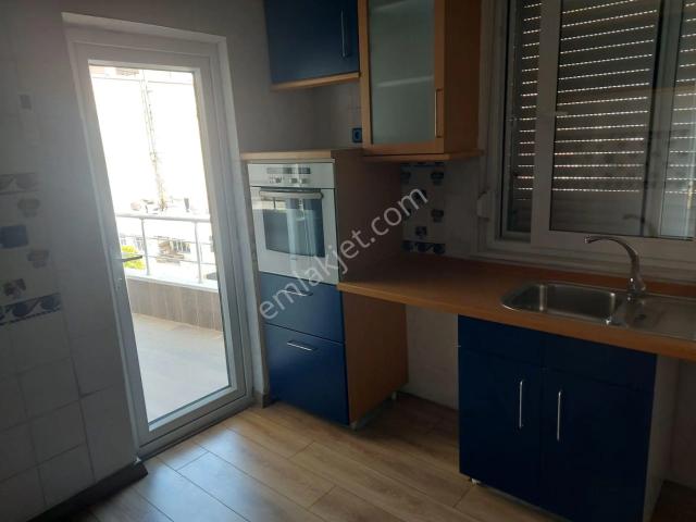 Anamur Saçkan Kavşağında Bizim Baharat Üstü 3. Kat 3+1 Kiralık Daire