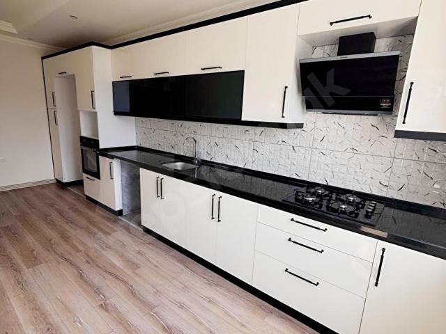 ANAMUR YEŞİLYURT MAH. KREDİYE UYGUN 3+1 SIFIR DAİRE