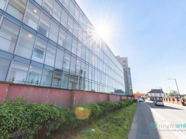 Anchor Point, 54 Cherry Street, S2 2 bed apartment to rent £900 pcm £208 pw