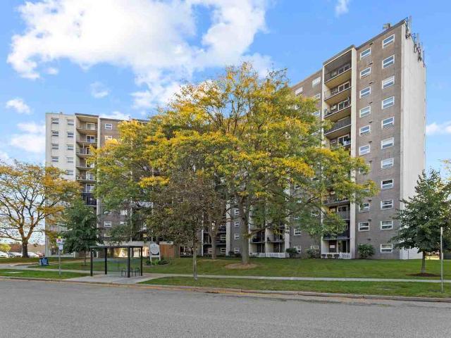 Anchorage Apartments 2 Bedroom Apartment for Rent at 2930 Wildwood Dr, Windsor, ON N8R 1Z3 Forest Glade