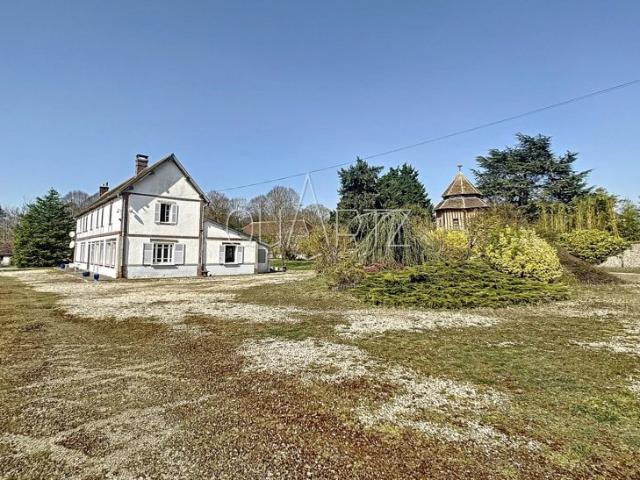 Ancien corps de ferme au calme et serein