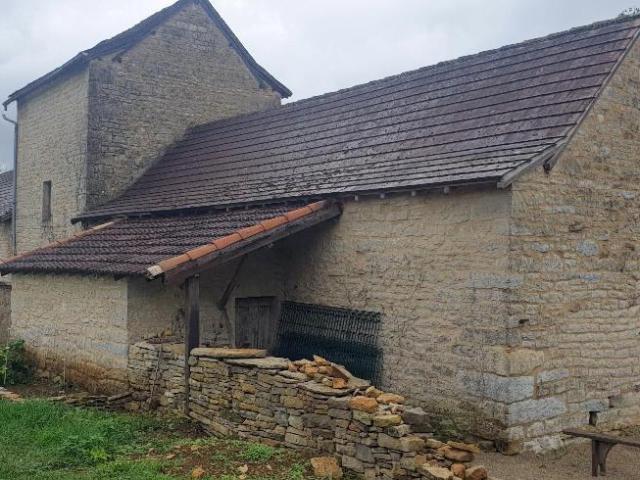 Ancien corps de ferme Quercynois A Renover 145m² Caylus