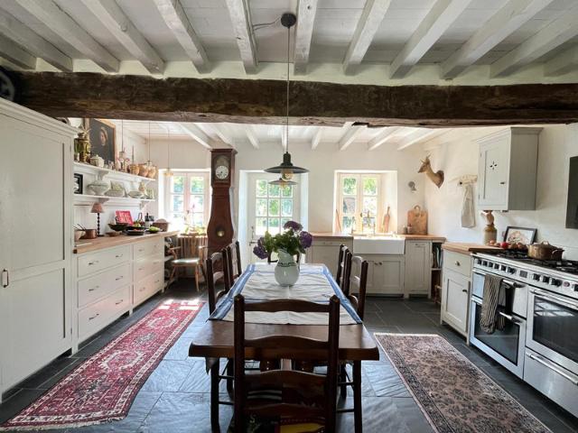 Superbe rénovation – 240 m² – DPE A – 5 000 m² de terrain