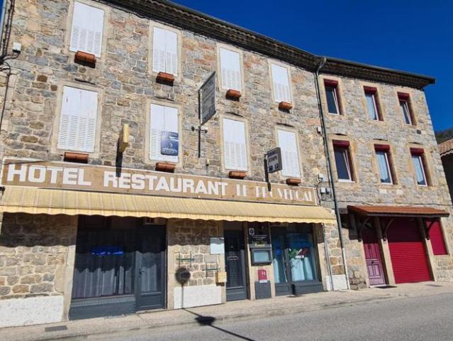 Ancien Hôtel Restaurant 300 m2 Fort potentiel touristiqu