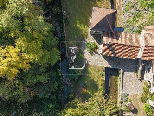 Ancien moulin de 1787 en bord de rivière et forêt, 1 hectare 251m² Caylus