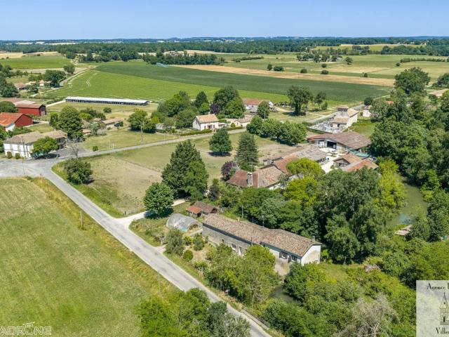 Ancien moulin à eau 208m² Castillonnès