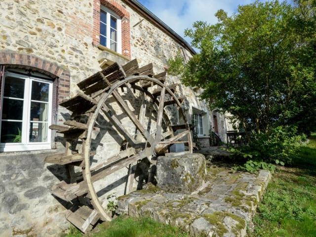 Ancien moulin à farine du XVII siècle classé patrimoine remarquable