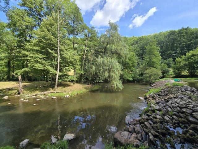 Ancien moulin, Habitat léger et dépendances La Primaube
