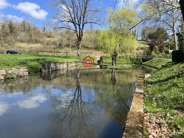Ancien moulin idéal pour un projet touristique 227m² Rimont
