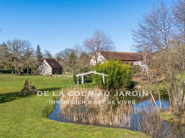 Ancien moulin transformé 636m² Viévy