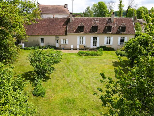 Ancien presbytère au coeur de notre belle campagne