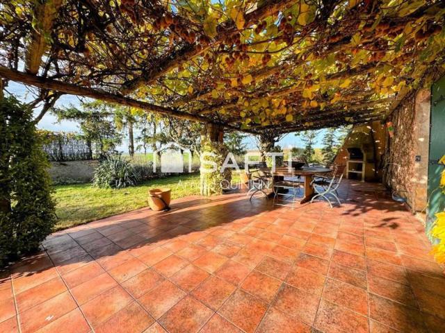 Ancien presbytère de caractère 285 m² habitable – Bien d'exception avec étang et piscine