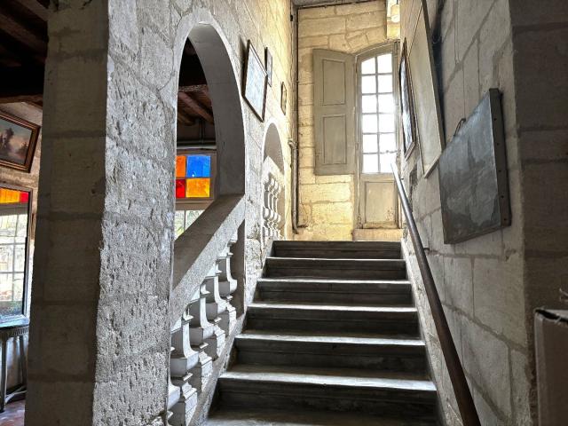 Ancien Relais De Poste A Villeneuve Les Avignon 600m² Villeneuve lès Avignon