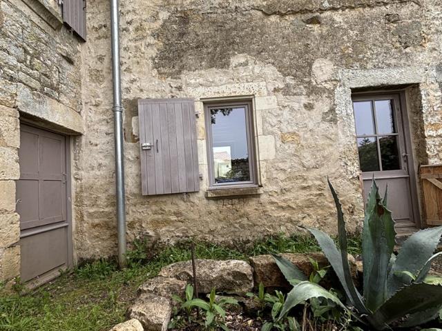 Ancienne batissd dans Melle