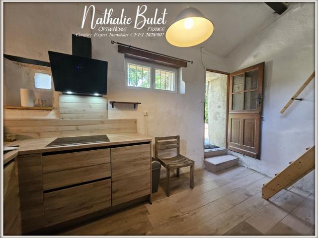 ANCIENNE BERGERIE EN PIERRE – CHARME AUTHENTIQUE – IDÉAL PIED À TERRE AU CŒUR DU HAUT LANGUEDOC