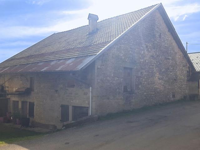 Ancienne ferme à rénover secteur de ARANC