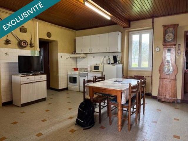 Ancienne ferme avec maison, grange et dépedances