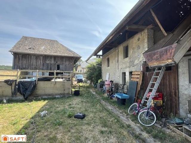 Ancienne ferme de caractère à rénover authentique