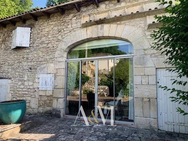 Ancienne Grange rénovée au coeur du vill&ge des Gabariers