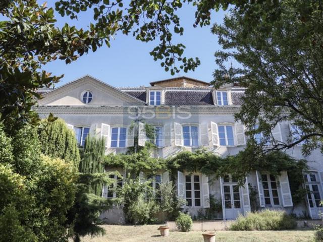 VENTE NUE PROPRIETE AVEC RESERVE D'USUFRUIT d'une ancienne imprimerie royale de SAS du XVIIIème siècle