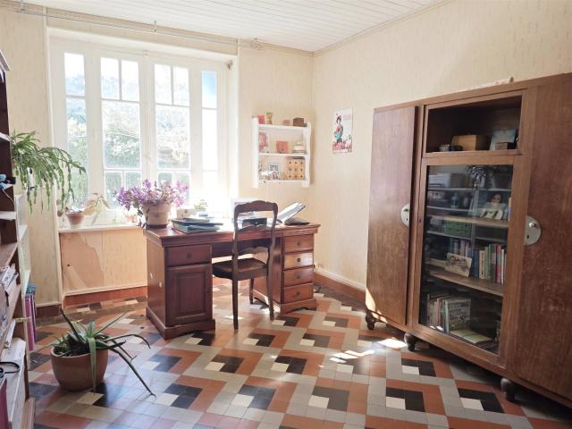 Ancienne maison de vigneron avec grange attenant 109m² Granès