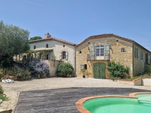 Ancienne Maison En Pierre Avec Plus De 2Ha De Terrain, Pisci. 375m² Lectoure