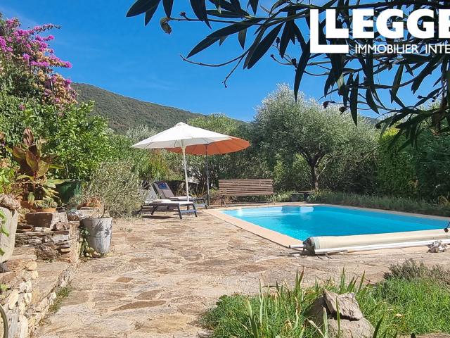 Ancienne maison vigneronne avec dépendance, jardin, piscine, vue exceptionnelle et sans vis à vis