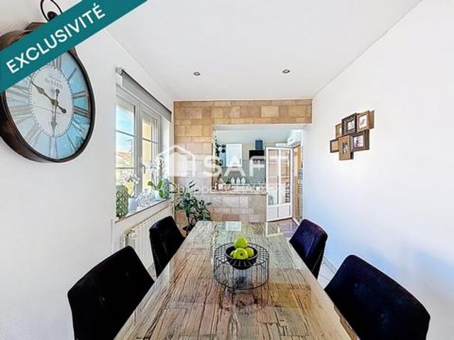 Ancienne Poste avec piscine sur 16 ares