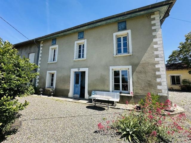 Ancienne propriété agricole 09230 Lasserre 300m² Lasserre
