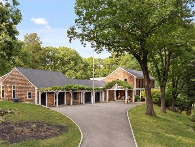 And Evergreen Ln, Hingham, Home For Sale