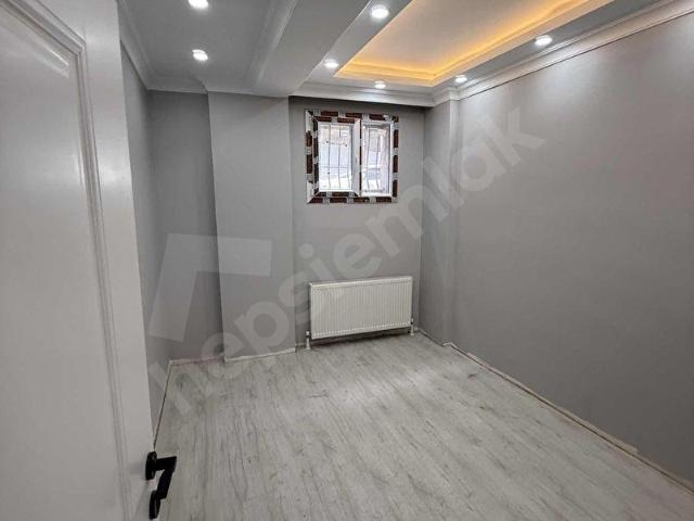 Andaç'dan bayrampaşa belediye arkasında satılık Y.Bodrum