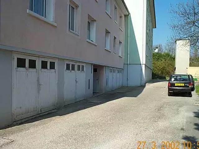 Andance 07340 Location appartement 4 pièces t4 au dernier étage