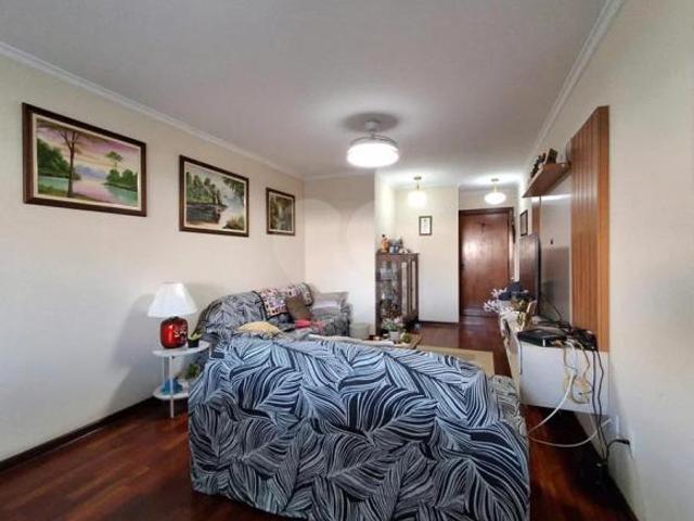 Andar baixo, sala com varanda, 3 dormitórios sendo 1 suite e 1 vaga de garagem