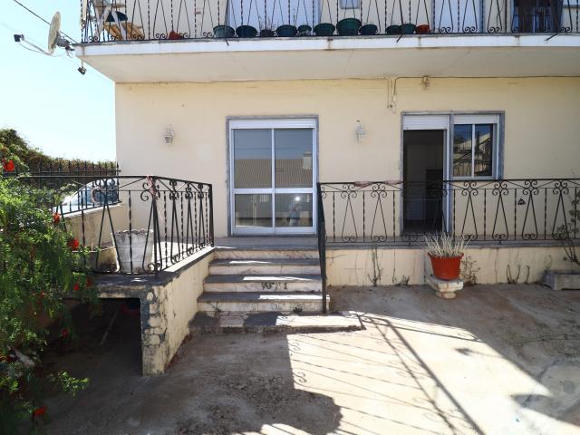 Andar de Moradia para ARRENDAMENTO