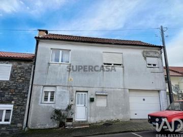 Casa / Villa T4 em Sé, Santa Maria e Meixedo de 170 m²
