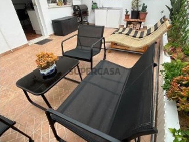 Andar de moradia T2 em Alcantarilha e Pêra de 115 m²