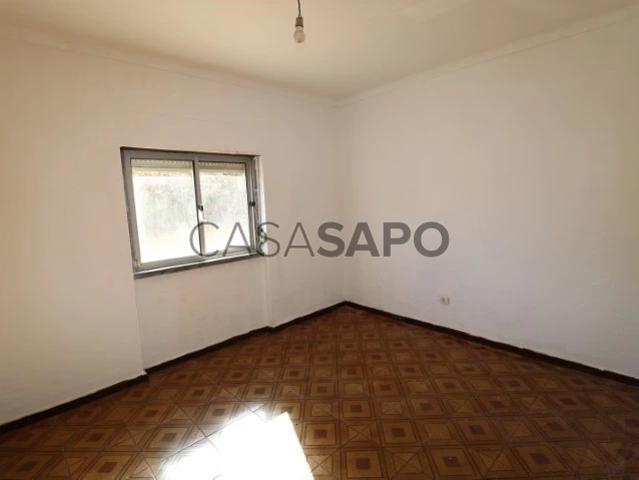 Andar de Moradia T2 para alugar em Mafra