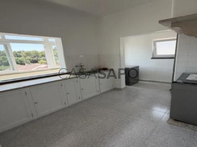 Andar de Moradia T2 para alugar em Cascais