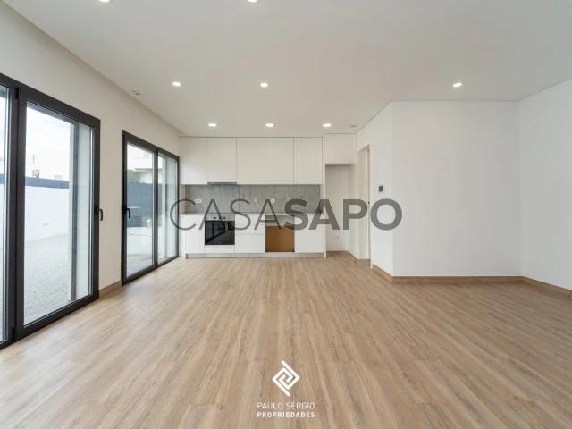 Andar de Moradia T2 para alugar em Vila Nova de Gaia