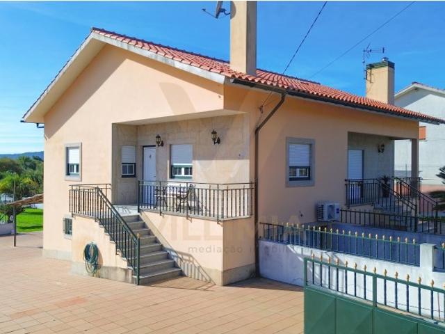 Andar de Moradia T3+1 | Vitorino das Donas Ponte de Lima
