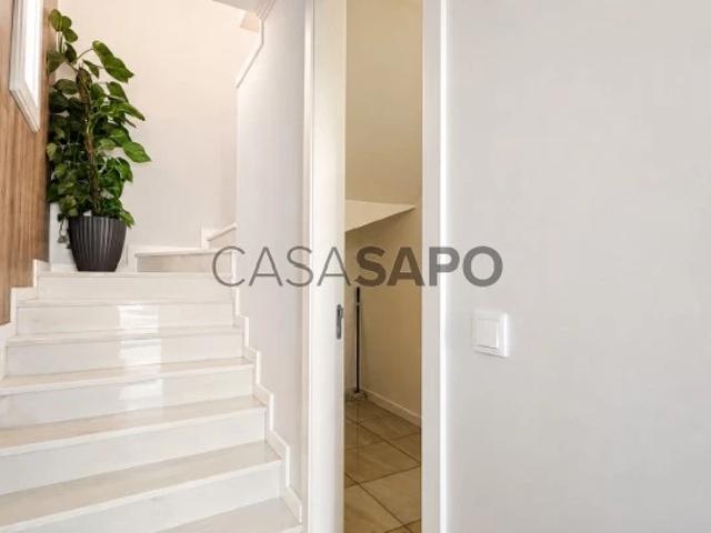 Andar de Moradia T3+1 para alugar em Mafra