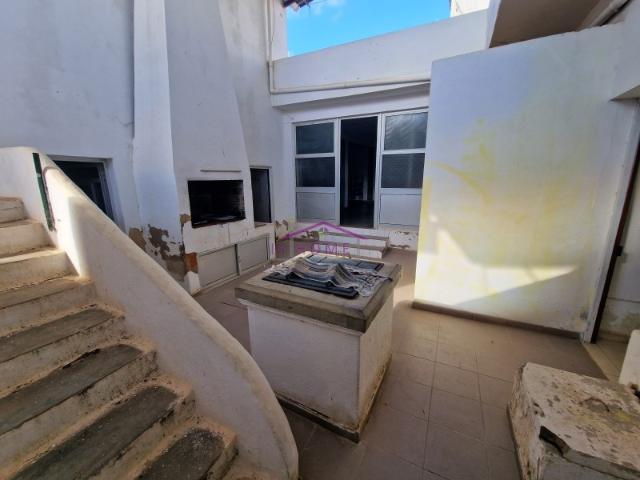 Moradia com terraços!