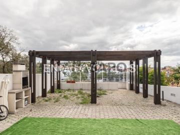 Andar de Moradia T3 Duplex para alugar em Oeiras