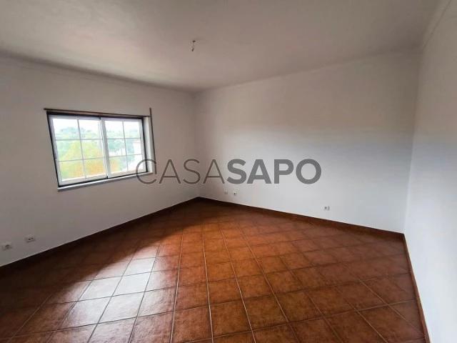 Andar de Moradia T3 para alugar em Mafra