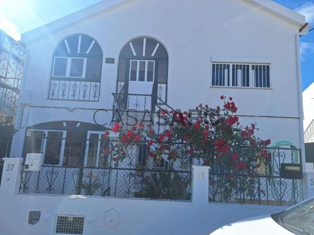 Andar de Moradia T3 para alugar em Cascais