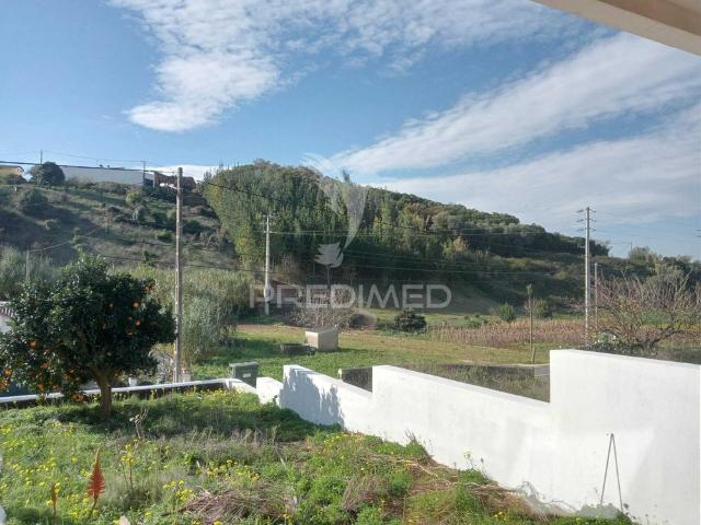 Andar de moradia t3 para arrendamento – 103 m² | golpilheira, batalha