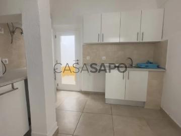 Andar de Prédio T3 para alugar em Évora