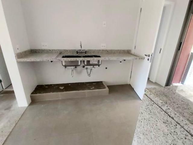 Andar Inteiro 135 m 2 Suites 4 Vagas + Deposito Oportunidade Somente a vista