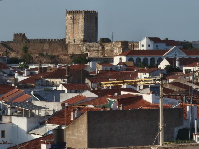 Andar Moradia de 9 assoalhadas em Moura